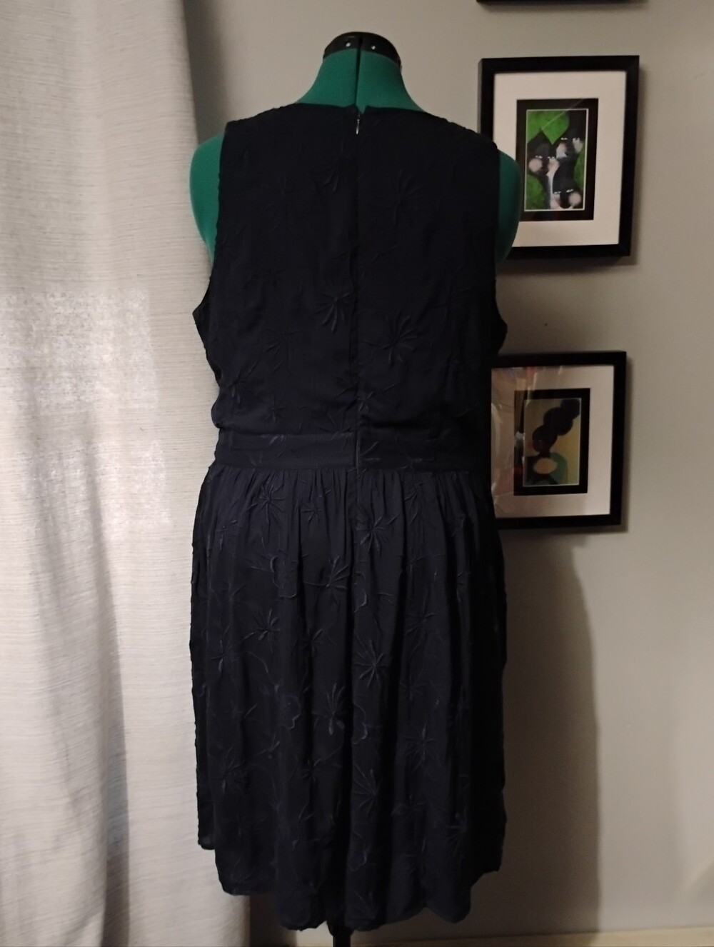 Embroidered Sleeveless Navy V-Neck Midi Dress by Loft Sz 12 - Picture 5 of 10